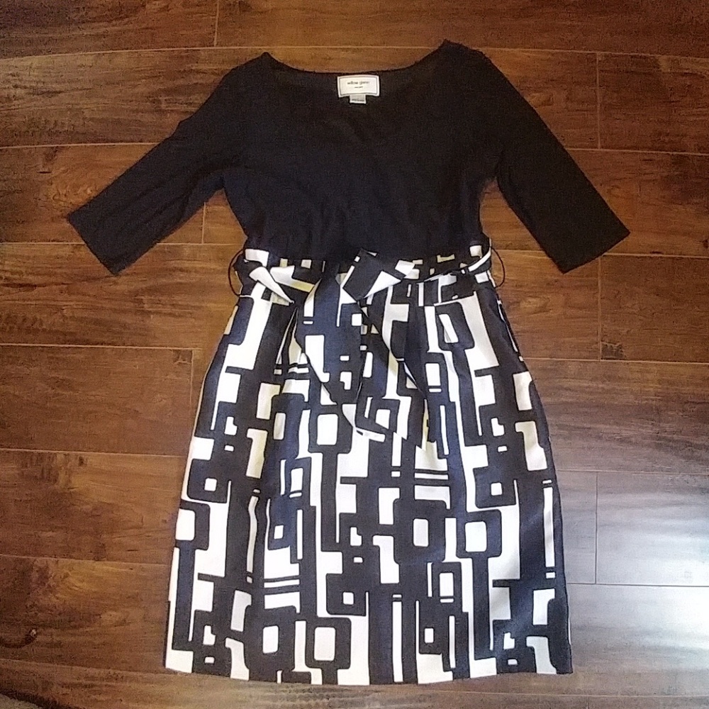 Willow Glenn dress size 12 black and white retro